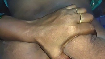 Indian Sex Video With Close-Up Of Pussy