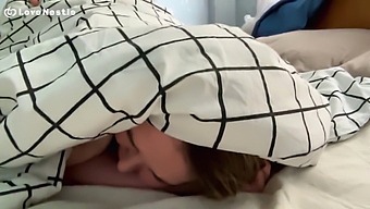 Skutečná Rodinná Záležitost S Ruskou Nevlastní Matkou A Nevlastním Synem