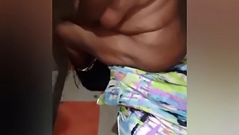 Minhas Aventuras Com Uma Vovó Negra Madura E Voluptuosa Nas Trincheiras