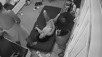 Secretly Recorded Video Of An Unexpected Incident In A Rented Apartment